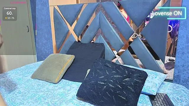 alicee foox online show from 03-30-26, 06:53