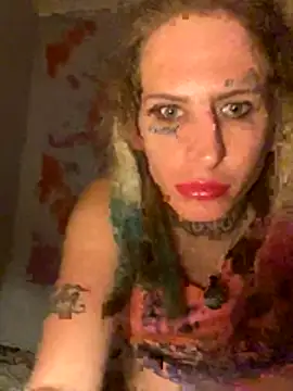 transsnowbunny online show from 11-19-25, 10:43