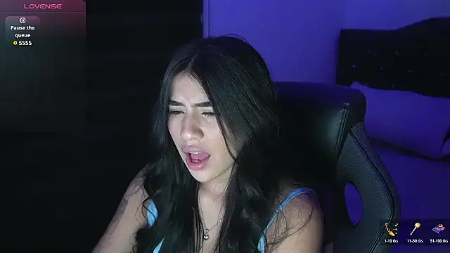 leyla sanss online show from 11-20-25, 12:33