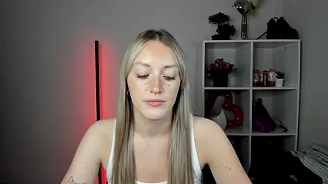 EvelynBlond online show from 07-28-26, 03:21