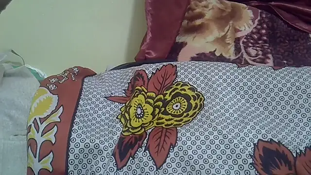 Snapshot of beautyfultits chatting on 02-06-26, 08:12 beautyfultits online show from 02-06-26, 08:12