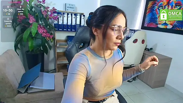 Adri Miller online show from 02-20-26, 01:11