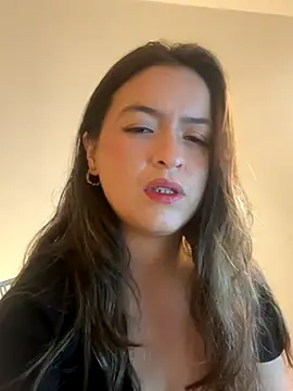 Snapshot of Little__Danni1 chatting on 12-03-25, 02:19 Little Danni1 online show from 12-03-25, 02:19