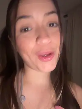 Little  Danni1 online show from 06-08-26, 01:28