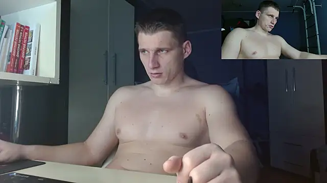 Snapshot of Poliglotjoe1 chatting on 12-05-25, 10:46 Poliglotjoe1 online show from 12-05-25, 10:46