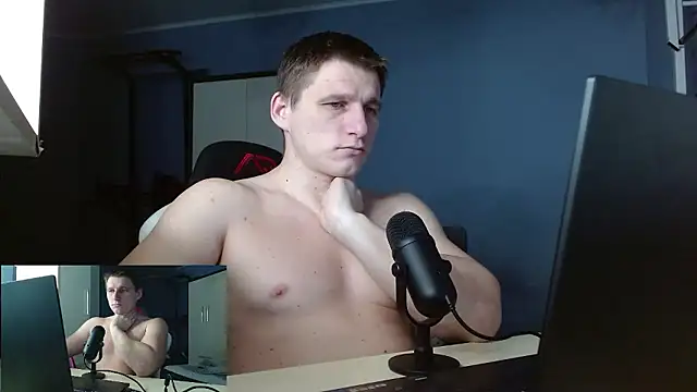 Snapshot of Poliglotjoe1 chatting on 01-17-26, 08:23 Poliglotjoe1 online show from 01-17-26, 08:23