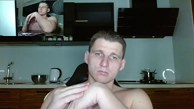 Snapshot of Poliglotjoe1 chatting on 02-27-26, 04:51 Poliglotjoe1 online show from 02-27-26, 04:51