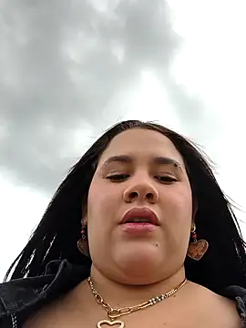Kendra-daring online show from 04-30-26, 05:52