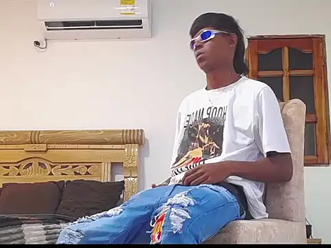 black boy22  online show from 12-04-25, 04:11