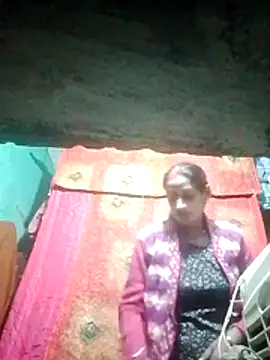 Snapshot of Xxx_suhana chatting on 12-18-25, 04:57 Xxx suhana online show from 12-18-25, 04:57