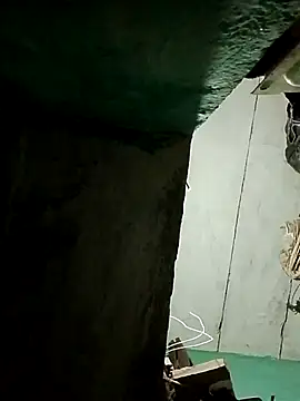 Snapshot of Xxx_suhana chatting on 12-21-25, 05:03 Xxx suhana online show from 12-21-25, 05:03