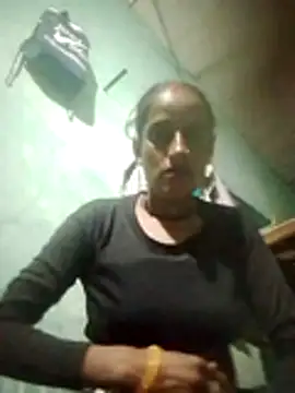 Xxx suhana online show from 07-17-26, 06:13