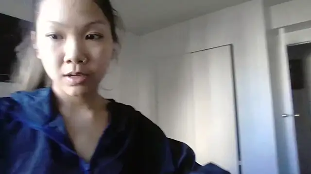 cryptokimgirl online show from 03-06-26, 06:15