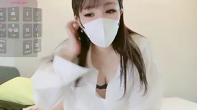 Snapshot of RUI_31 chatting on 11-28-25, 10:34 RUI 31 online show from 11-28-25, 10:34