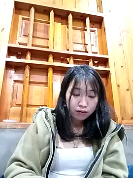 Snapshot of susie_min chatting on 12-01-25, 12:54 susie min online show from 12-01-25, 12:54