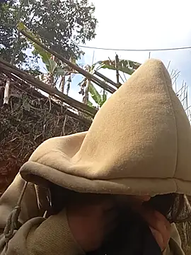 Snapshot of susie_min chatting on 12-02-25, 03:34 susie min online show from 12-02-25, 03:34