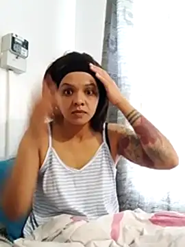 Snapshot of Cadence28 chatting on 11-30-25, 06:06 Cadence28 online show from 11-30-25, 06:06