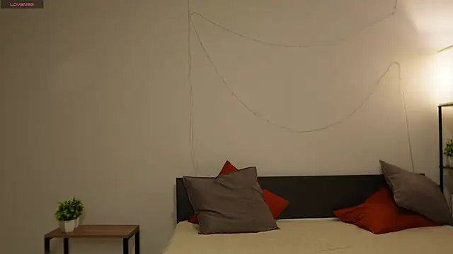 Snapshot of Angelic_Lynn chatting on 12-01-25, 01:16 Angelic Lynn online show from 12-01-25, 01:16