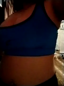 Snapshot of YouladyVidal chatting on 11-20-25, 11:26 YouladyVidal online show from 11-20-25, 11:26