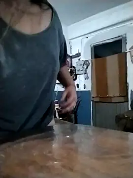 Snapshot of YouladyVidal chatting on 12-21-25, 06:20 YouladyVidal online show from 12-21-25, 06:20