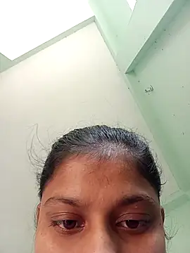 Snapshot of RiyaHotty21 chatting on 11-21-25, 06:34 RiyaHotty21 online show from 11-21-25, 06:34