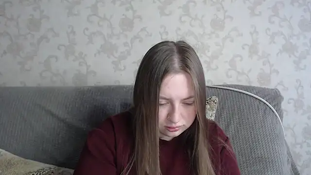GirlPlayer online show from 05-18-26, 02:40