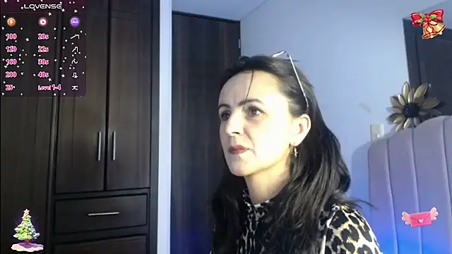 Juliana  lx online show from 12-22-25, 02:03