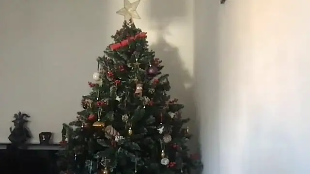 LittlemissjuicyJ online show from 12-02-25, 12:43