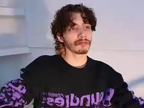 Snapshot of JojoBraando chatting on 04-09-26, 11:54 JojoBraando online show from 04-09-26, 11:54