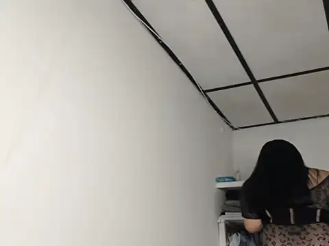 kira-stormm online show from 02-19-26, 09:33