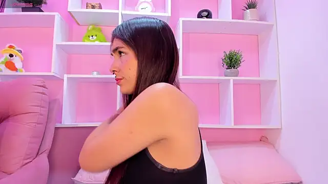 Snapshot of kittyMelvis chatting on 11-24-25, 11:43 kittyMelvis online show from 11-24-25, 11:43