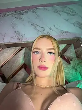 valeryfox   online show from 01-06-26, 12:25