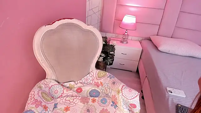 VictoriaLasse online show from 04-04-26, 01:19