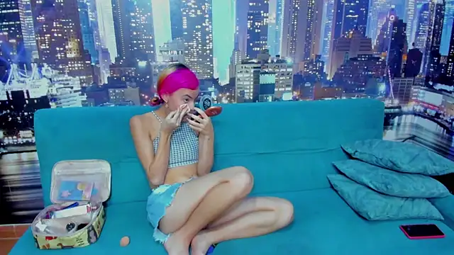 Snapshot of play_hard66 chatting on 12-23-25, 04:10 play hard66 online show from 12-23-25, 04:10