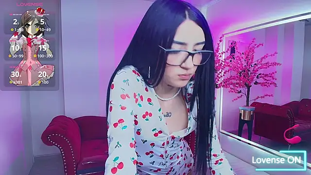 Snapshot of Emily_andrews chatting on 01-14-26, 07:30 Emily andrews online show from 01-14-26, 07:30