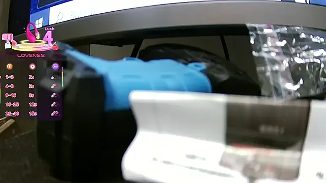 katthyasmitth online show from 11-25-25, 09:37