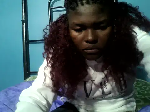 VirginPrincess06 online show from 03-12-26, 10:16