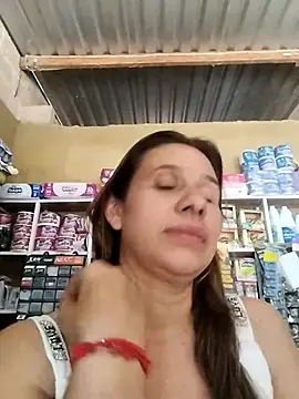 Snapshot of MIA-LARIOS chatting on 03-10-26, 04:12 MIA-LARIOS online show from 03-10-26, 04:12