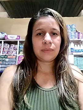 Snapshot of MIA-LARIOS chatting on 03-12-26, 09:54 MIA-LARIOS online show from 03-12-26, 09:54