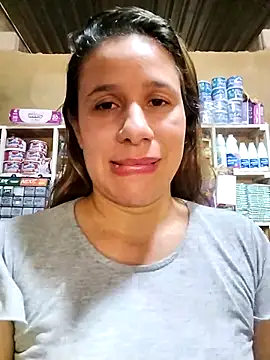 Snapshot of MIA-LARIOS chatting on 03-13-26, 09:54 MIA-LARIOS online show from 03-13-26, 09:54