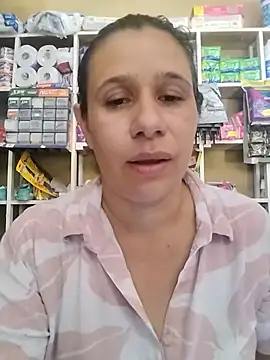Snapshot of MIA-LARIOS chatting on 07-28-26, 03:54 MIA-LARIOS online show from 07-28-26, 03:54