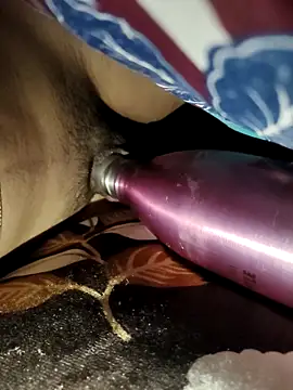 Snapshot of ronynott chatting on 04-06-26, 08:10 ronynott online show from 04-06-26, 08:10