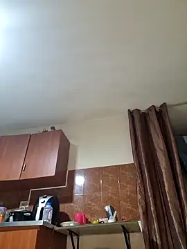 Snapshot of Monitaxhot chatting on 12-21-25, 09:44 Monitaxhot online show from 12-21-25, 09:44