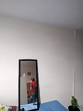 Snapshot of Monitaxhot chatting on 01-10-26, 11:42 Monitaxhot online show from 01-10-26, 11:42