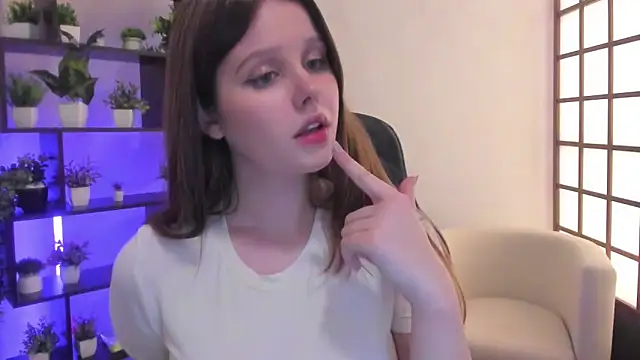 Lana Moon   online show from 11-25-25, 09:42