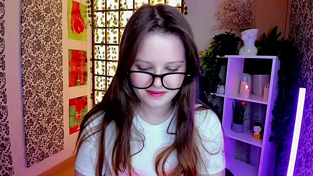 Lana Moon   online show from 12-03-25, 09:40