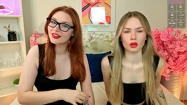 Secret Materialz online show from 11-25-25, 08:58