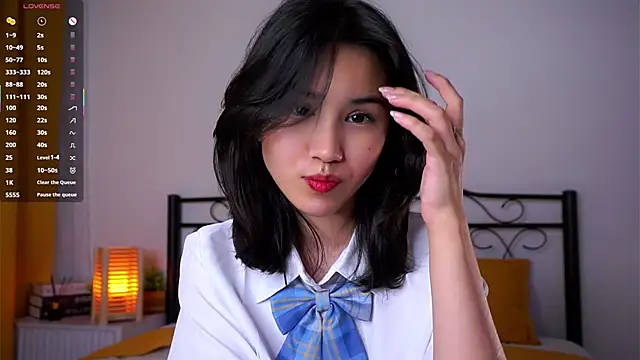 StaciaBratz online show from 12-01-25, 07:08