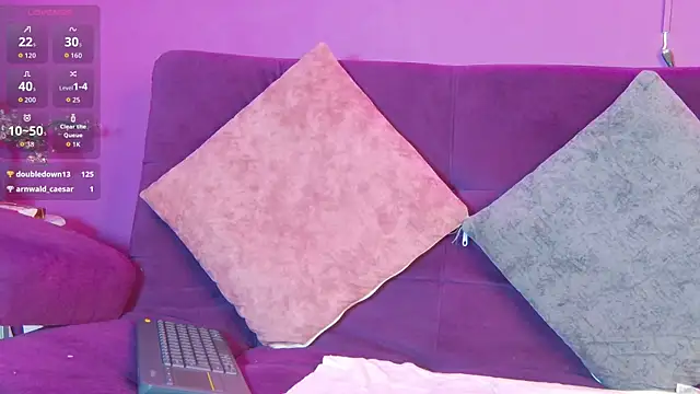 Snapshot of Liam_Sinclair chatting on 01-12-26, 08:14 Liam Sinclair online show from 01-12-26, 08:14