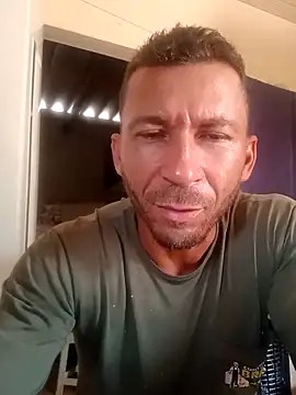 RobertoLuiz84 online show from 02-10-26, 04:44